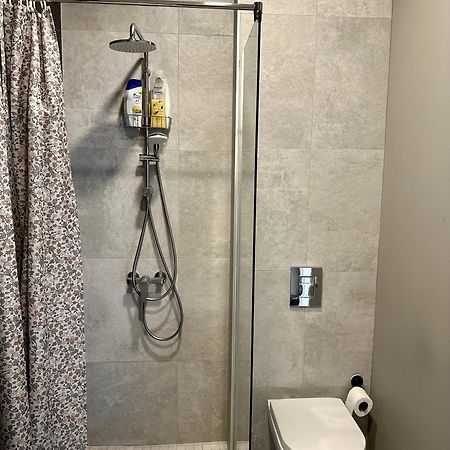 Modern Central Apartment Riga Retreat 외부 사진